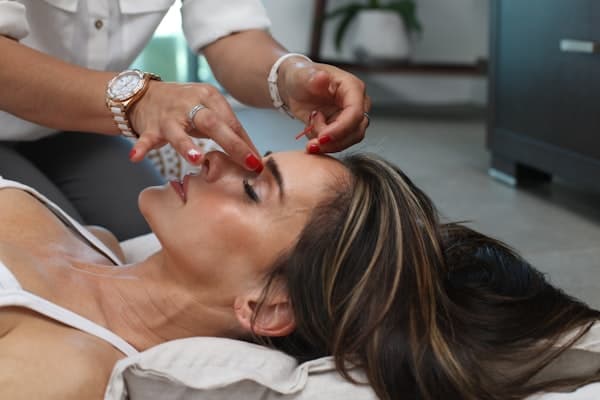 Face Clean-Up & Massage